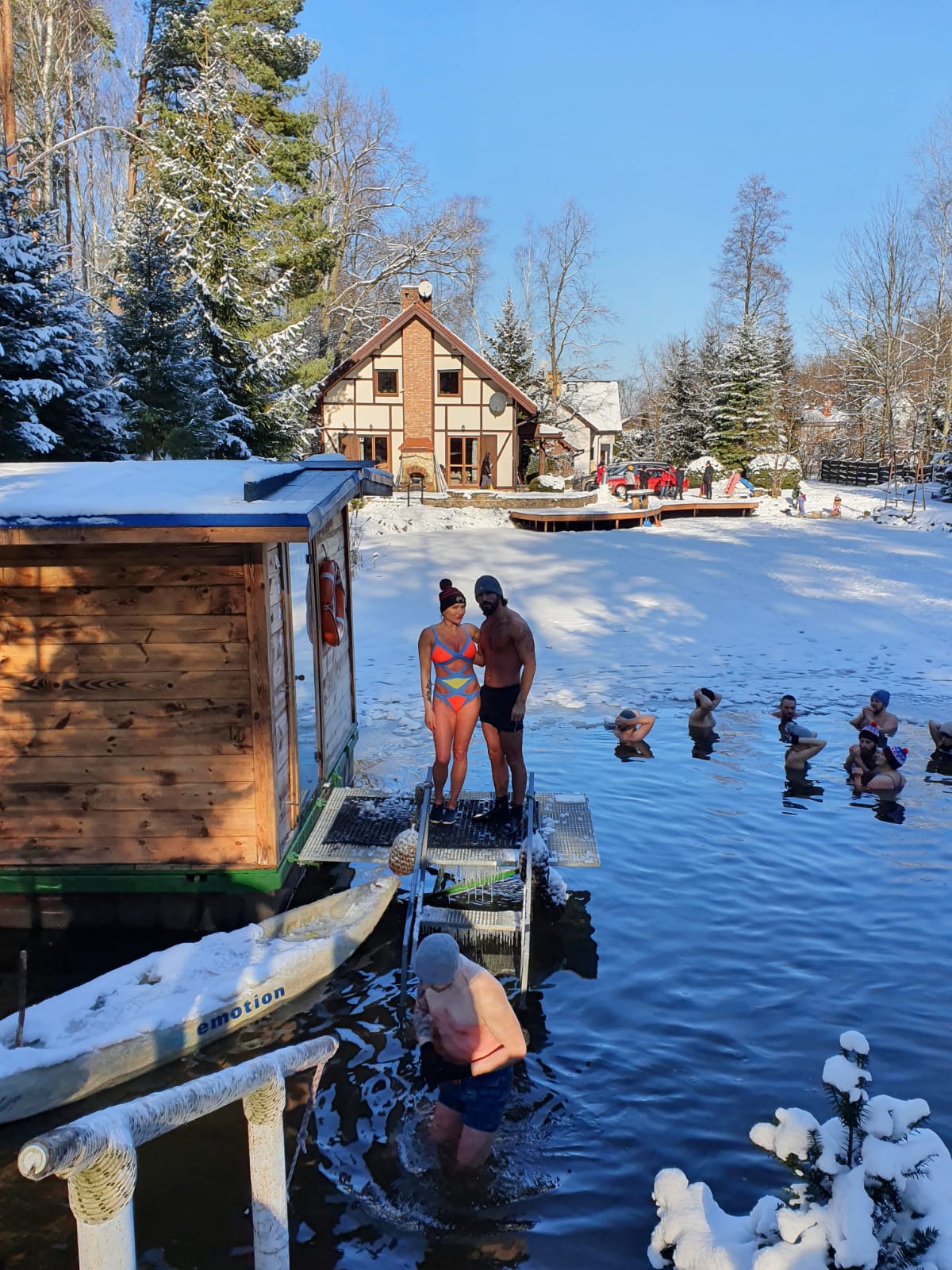 First Ice Plunge in Poland, Fat Burn, Testostorone, Brown Fat Activity, Cardiovascular Benefits - EMR-TEK 