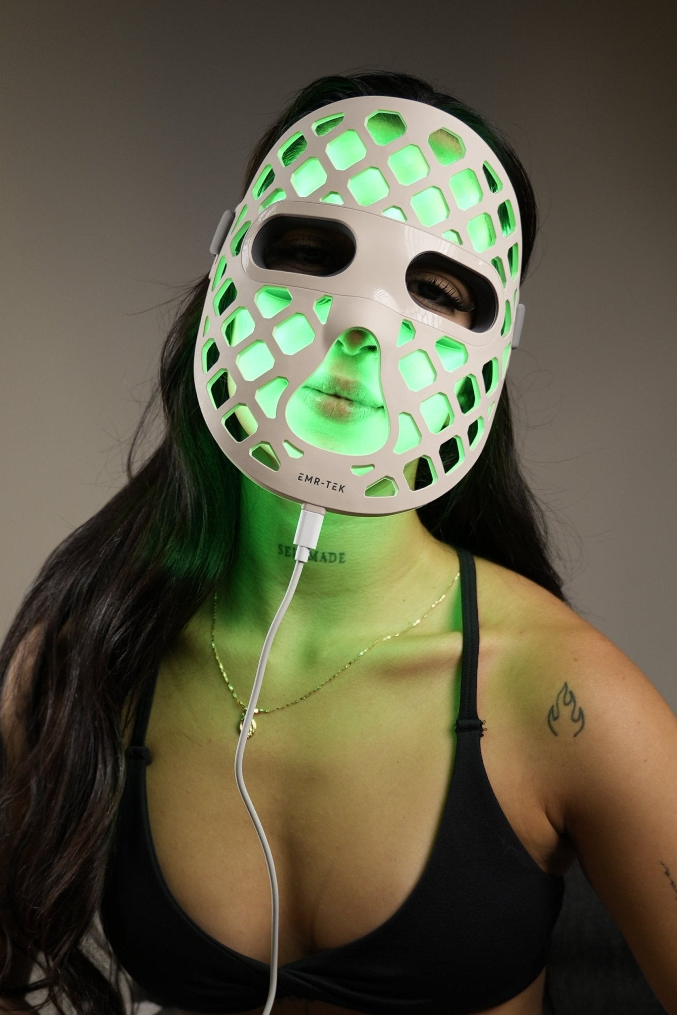 ETERNO LED Face Mask — 4 Wavelengths, Zero Contact - red light | EMR-TEK