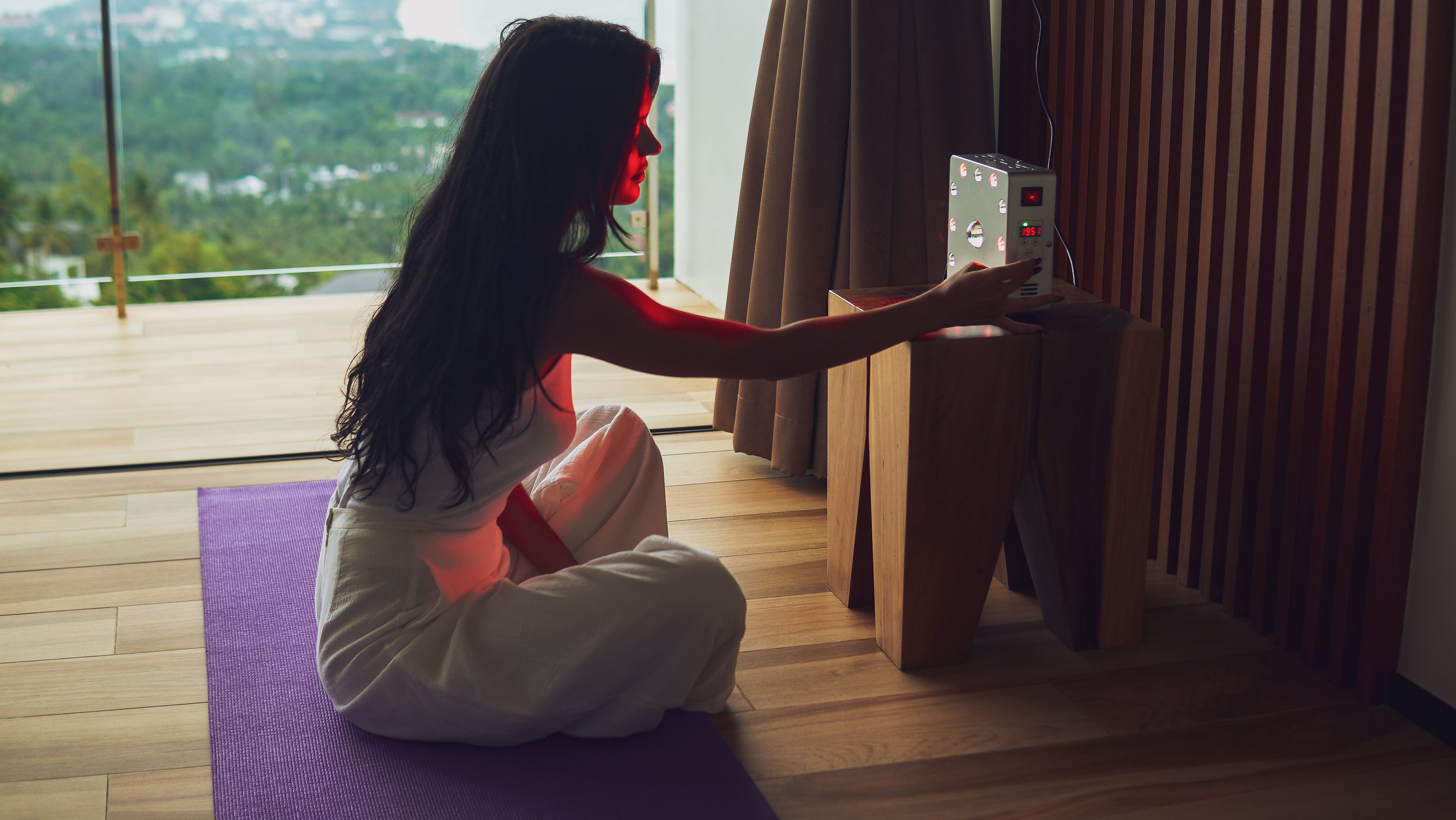 A beautiful woman in white dress using EMR-TEK Firewave